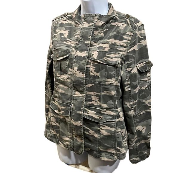 KENSIE jeans medium camo jacket - Picture 1 of 7